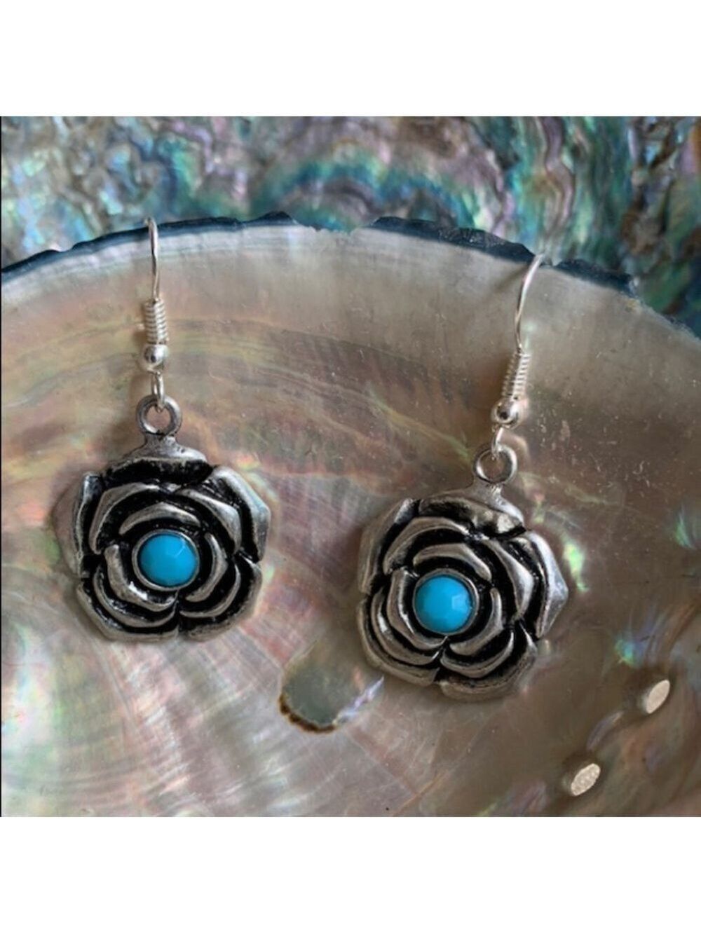 FOREVER 21 Silver floral dangle drop earrings with turquoise, new boho